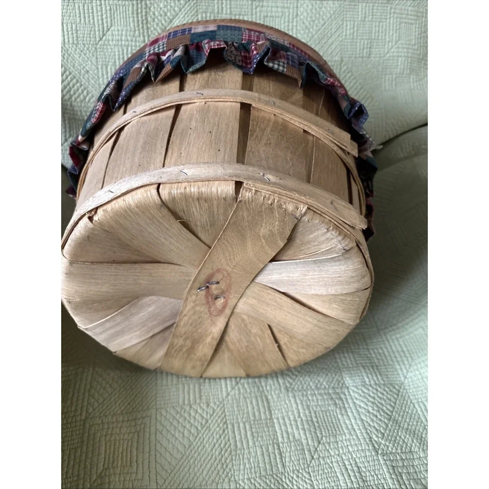 Vintage Bushel Sewing Basket Wooden DuelFlip Top Heart Handle Check Liner 14